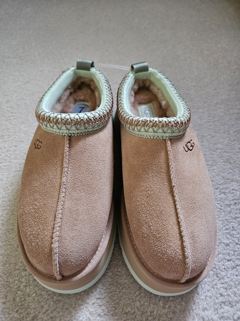 UGG Tazz II